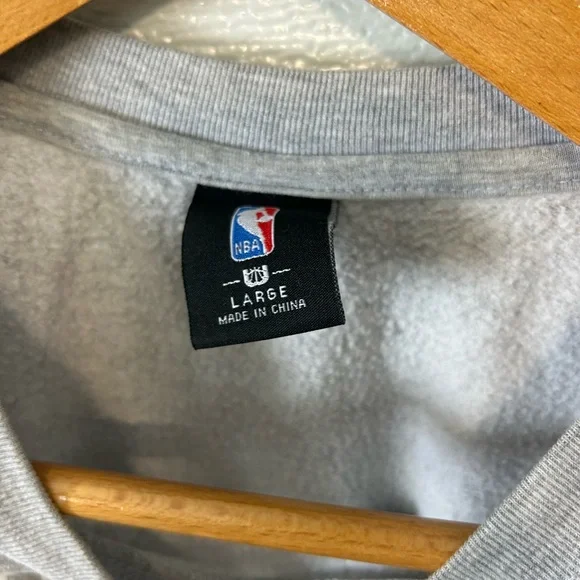 Vintage NBA Boston Celtics Gray Cropped Sweatshirt - Picture 2 of 3